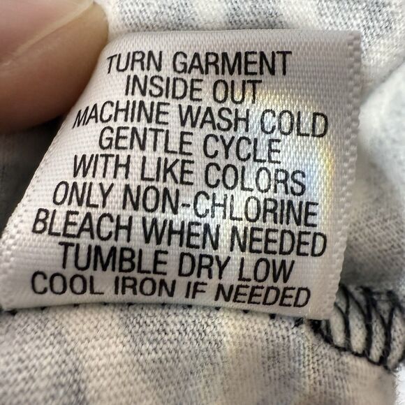 Studio Works Top Women’s Size 2X Black & White Sleeveless Chevron Studded Collar - Picture 6 of 9